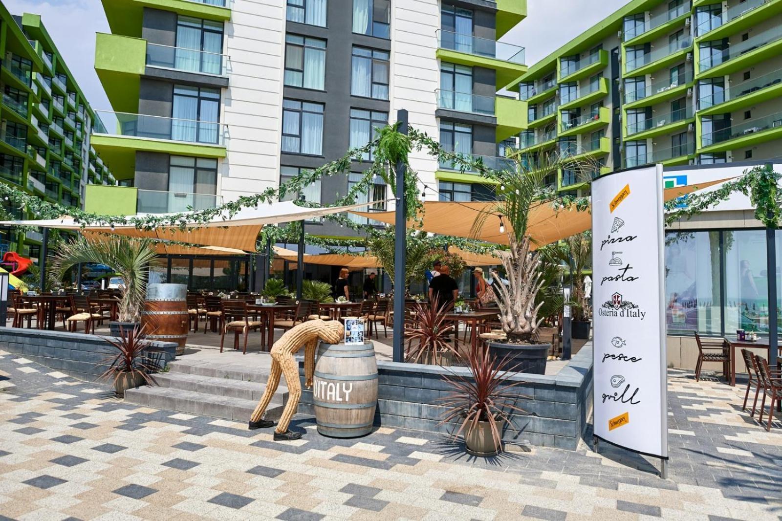 Evelyn'S Apartment Spa&Pool Beach Resort 马马亚 外观 照片